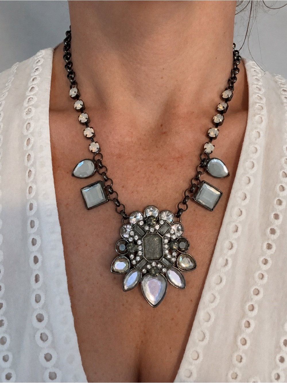 Gunmetal Statement Necklace – Mixed Gemstones – Y2K Vintage – Adjustable